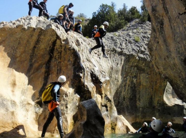 saltos en el barranco